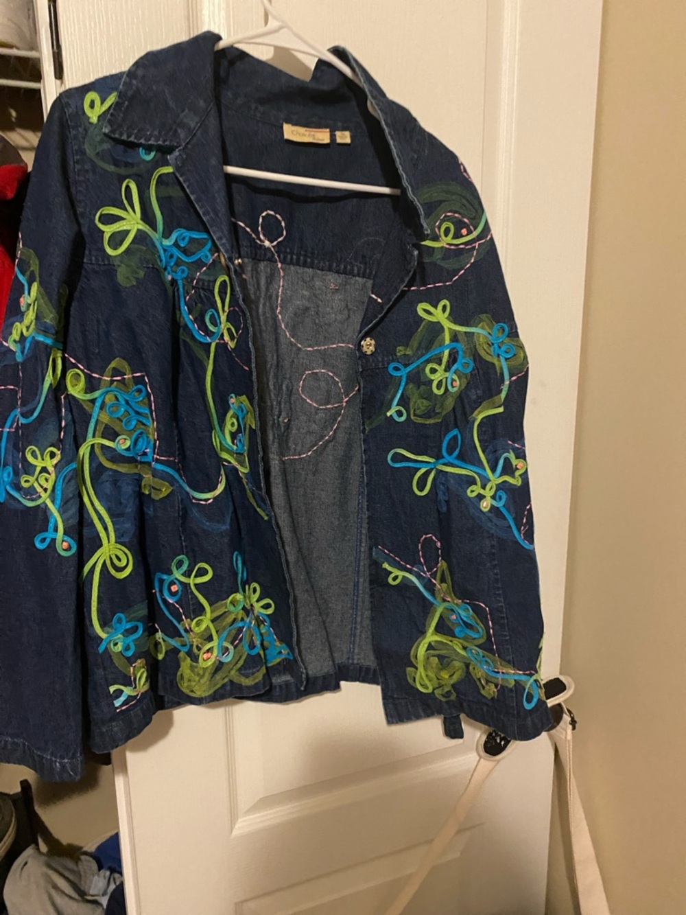 Choices Woman Dark Blue Denim Jacket with Pink Embroidery